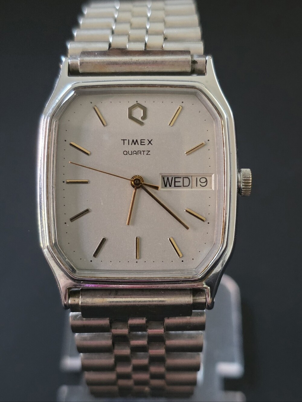 VTG Timex Octagon Day Date Gray Silver Tone 28mm Men's Watch Runs